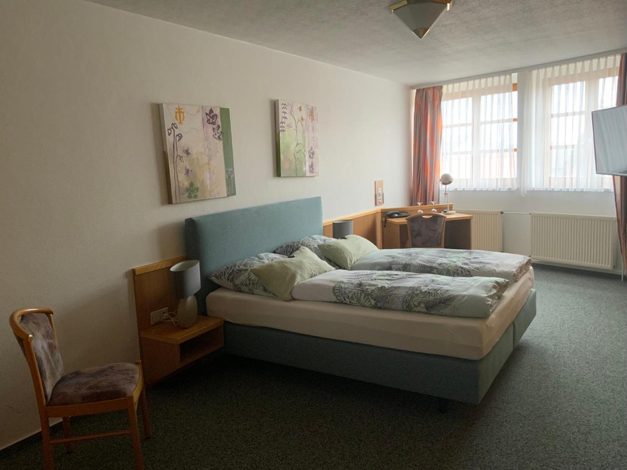 Hotel Alt Oesselse Sarstedt Bagian luar foto