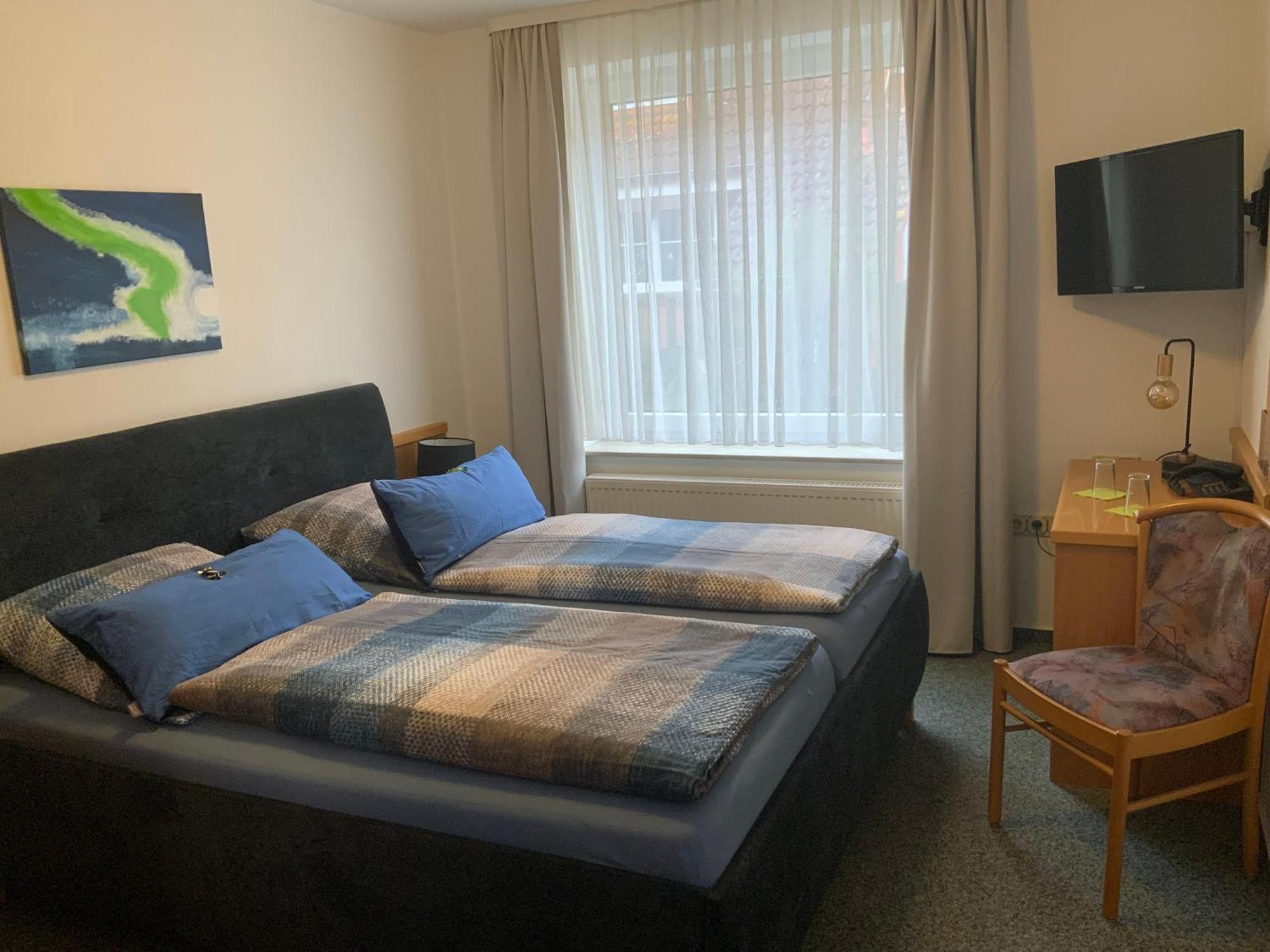 Hotel Alt Oesselse Sarstedt Bagian luar foto