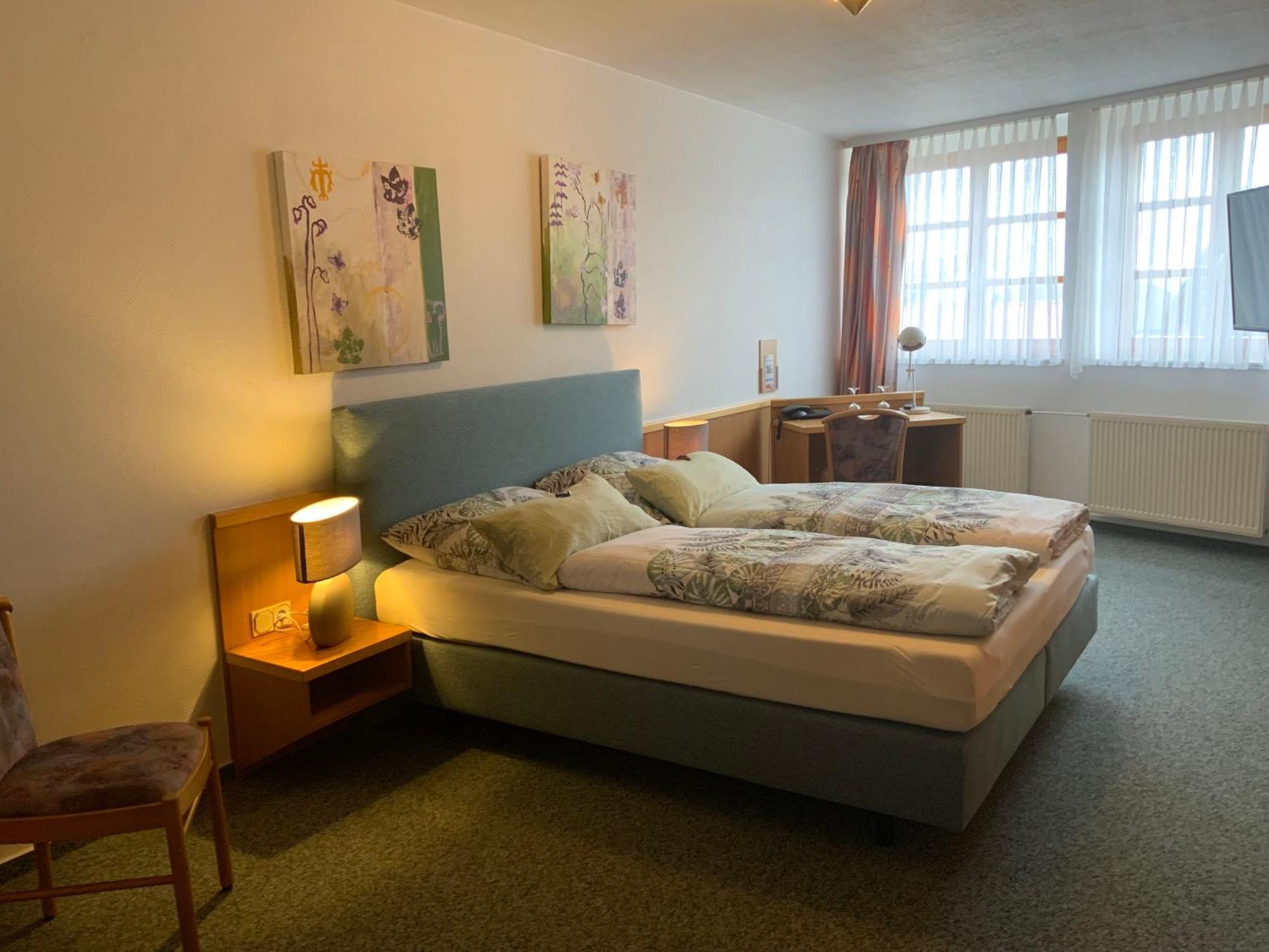 Hotel Alt Oesselse Sarstedt Bagian luar foto