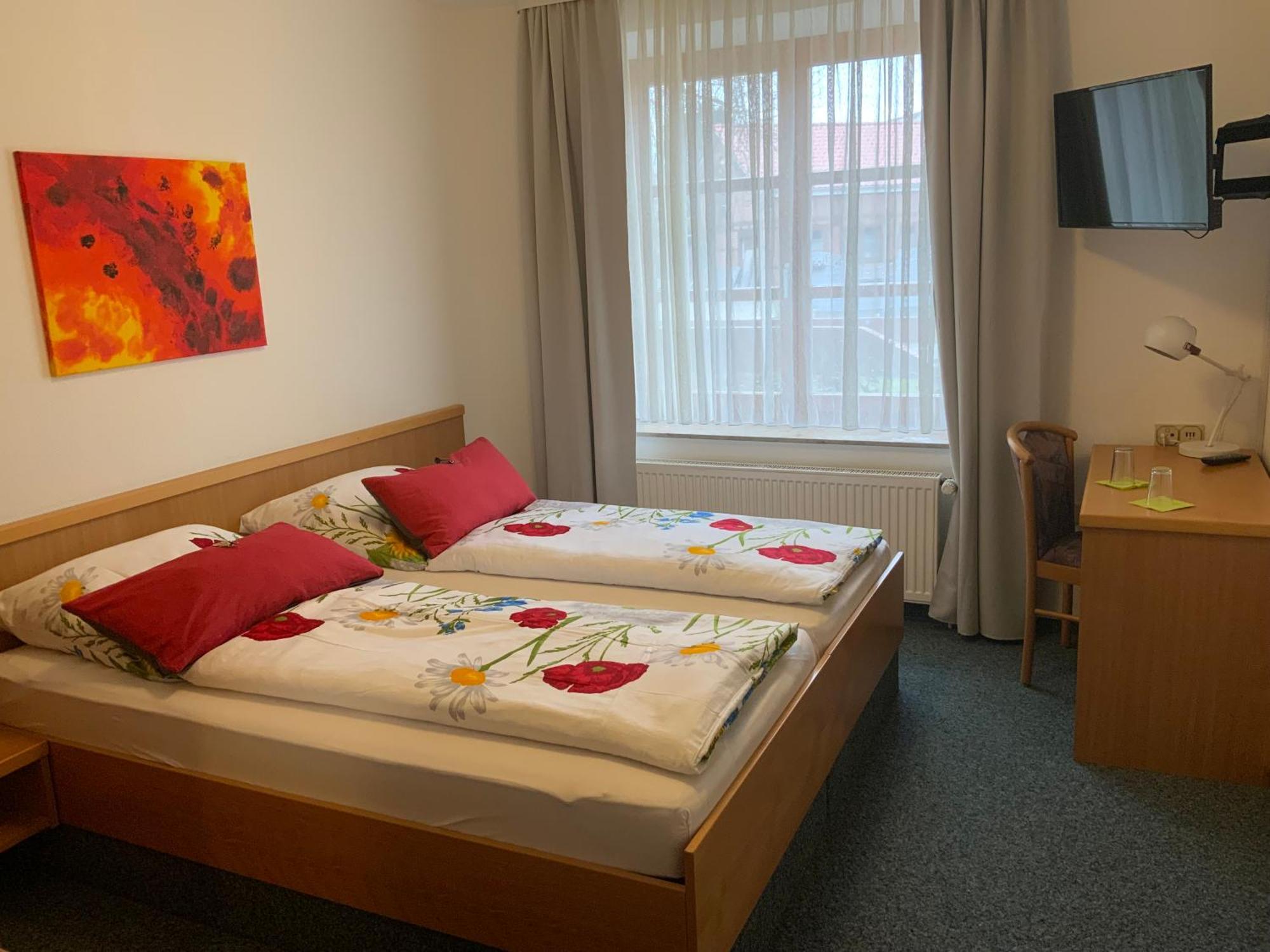 Hotel Alt Oesselse Sarstedt Bagian luar foto